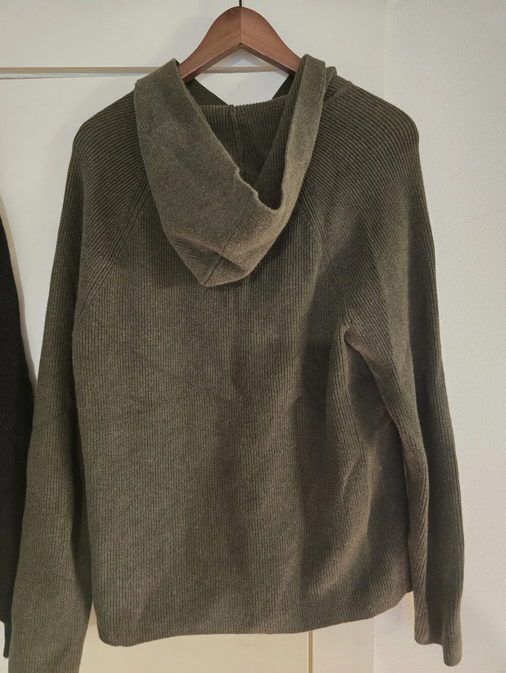 Set Of 3 Men's Banana Republic Hooded Knit Pullover Sweater - Size Medium